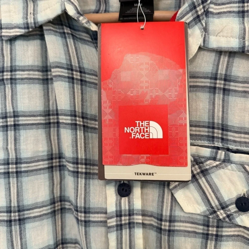 NWT The North Face Papenoo Woven Button Up Shirt